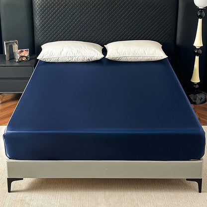 GlideLuxe – Satin Fit Bed Cover