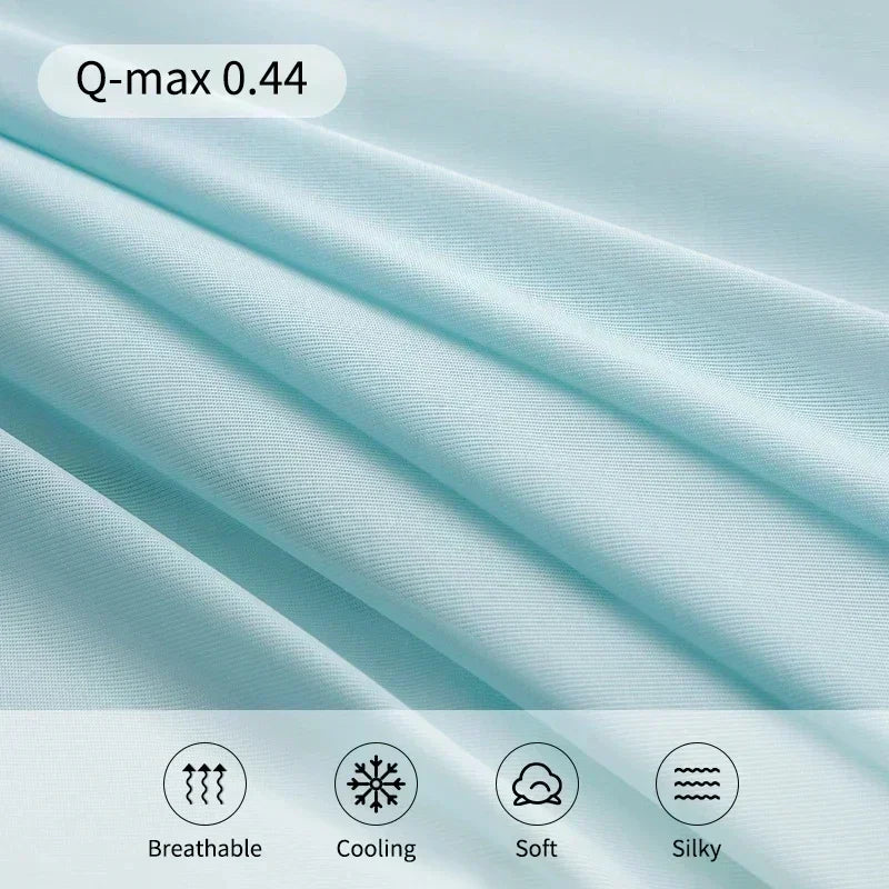 Arctic Drift – Dual-Sided Summer Comforter