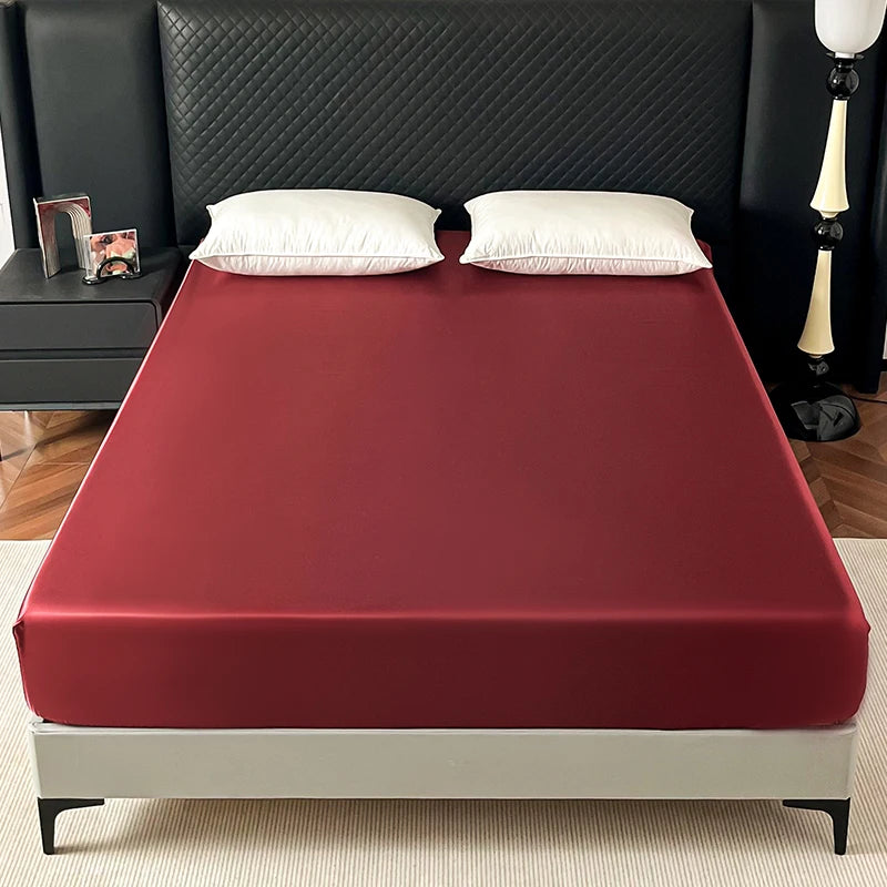 GlideLuxe – Satin Fit Bed Cover